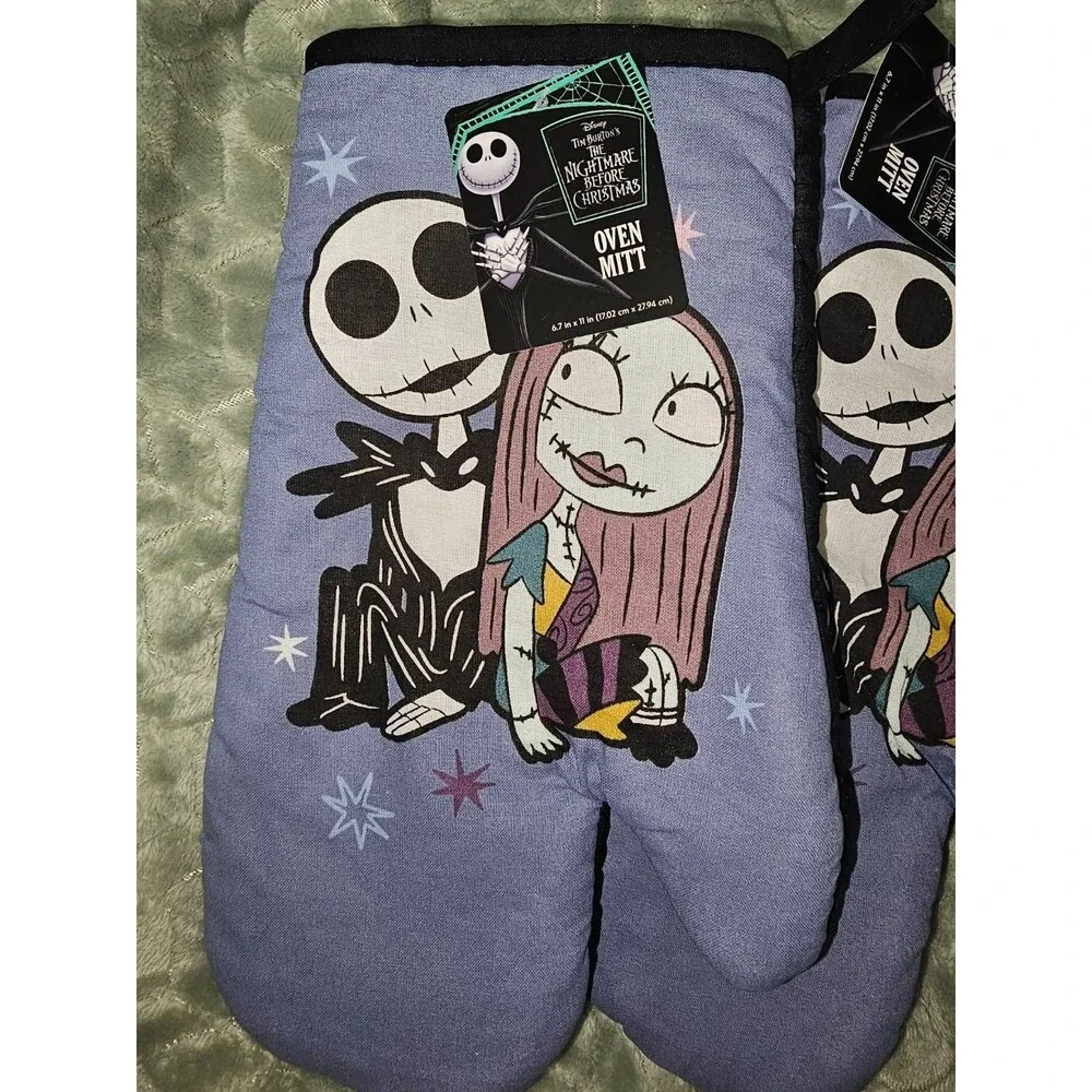 Nightmare Before Christmas Kitchen Pot Holder Hot Pad Oven Mitt Two Piece Set NW